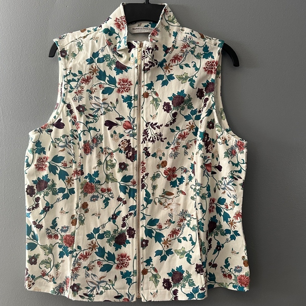 Drapers & Damons Petites women’s Floral Vest Size LP cottagecore coastal spring